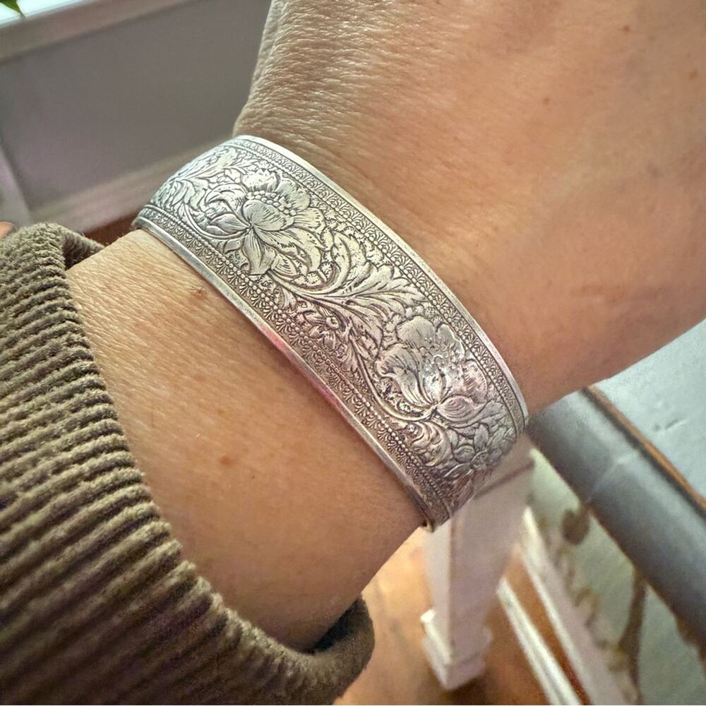 950 Sterling Silver Flower Cuff Bracelet - Picture 4 of 10